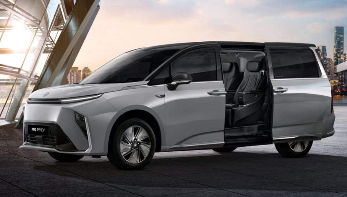 MG M9 EV MPV