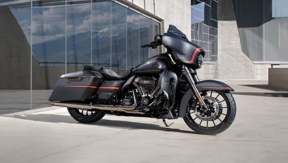  Harley-Davidson CVO Street Glide