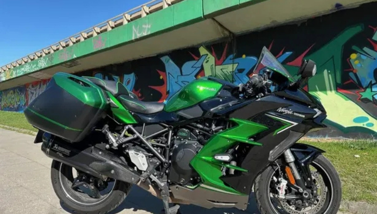 Kawasaki Ninja H2 SX