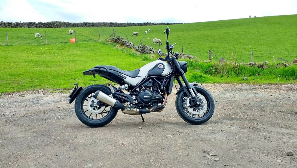 Benelli Leoncino 500 BS6