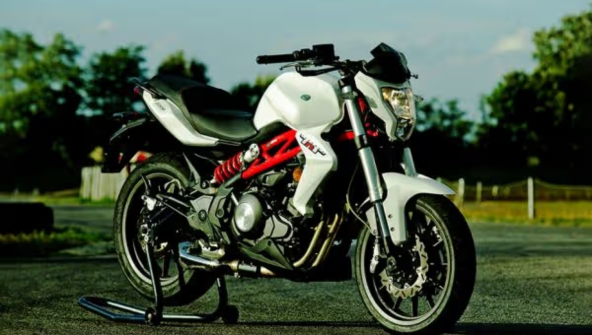 Benelli TNT 300