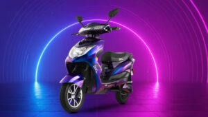 Kinetic Green Zing: बजट-फ्रेंडली इलेक्ट्रिक स्कूटर जो शहर में सफर को सुरक्षित और स्टाइलिश बनाए