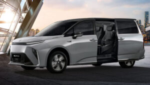 MG M9 EV: भारत में लॉन्च: प्रीमियम इलेक्ट्रिक MPV, 548 किमी रेंज और स्टाइलिश डिजाइन