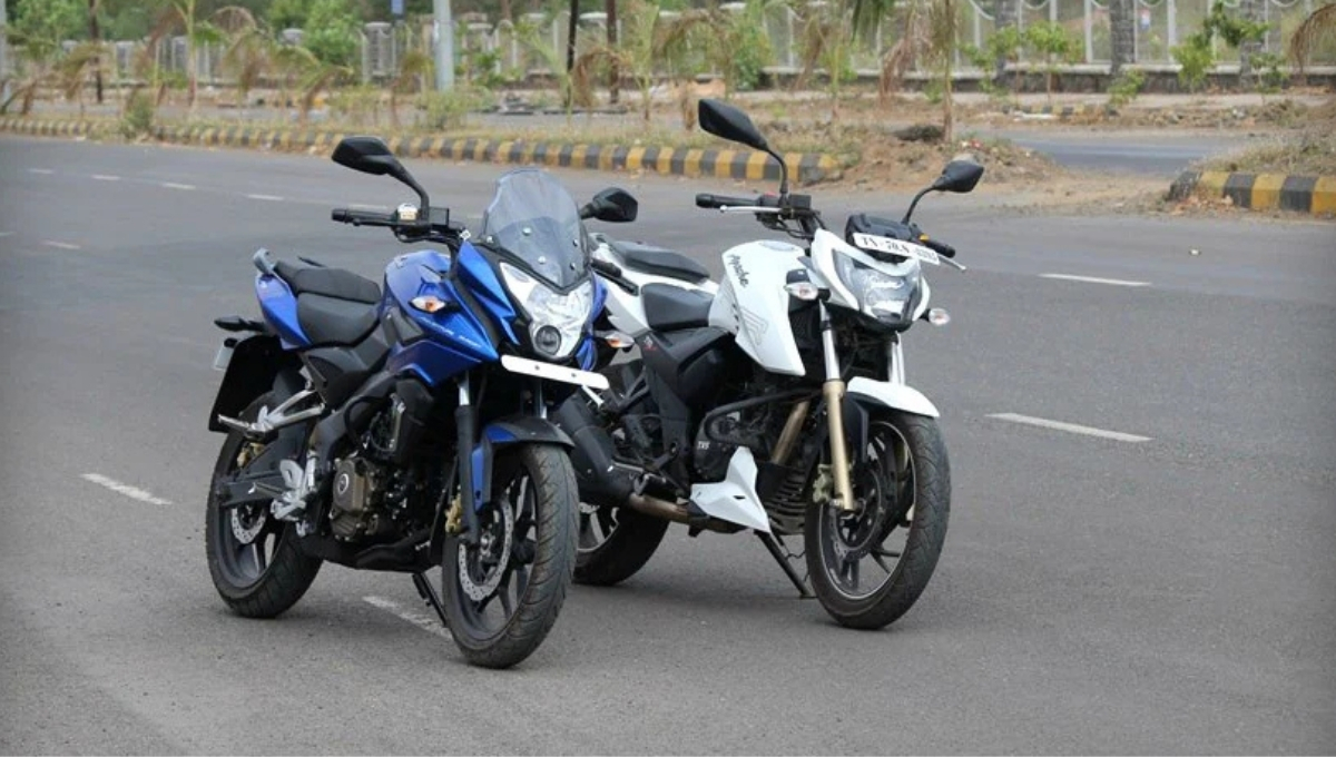 TVS Apache RTR 200 4V and Star City Plus