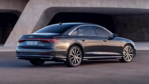 Audi A8 L: शाही अंदाज़, लक्ज़री इंटीरियर और दमदार परफ़ॉर्मेंस वाली लग्ज़री सेडान जो बदल दे सफ़र का अनुभव