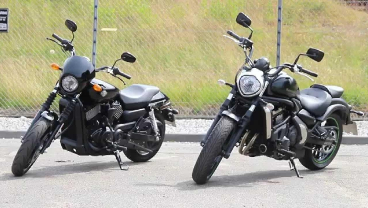 Kawasaki Vulcan S vs Harley-Davidson Street 750