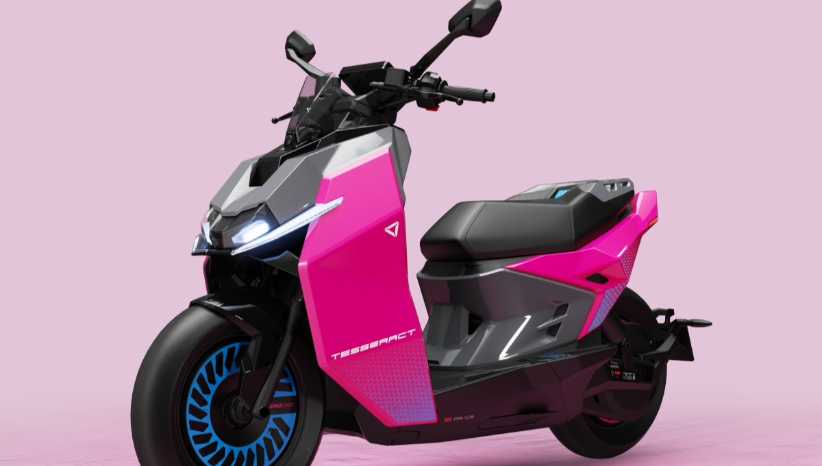 Ultraviolette Tesseract