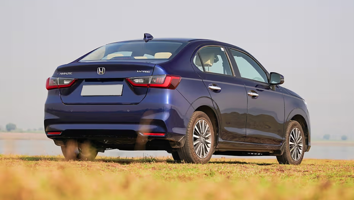Honda Amaze: ऑटोमैटिक CVT, एडवांस टेक्नोलॉजी और ₹7.92 लाख की शुरुआती कीमत में बेस्ट डील