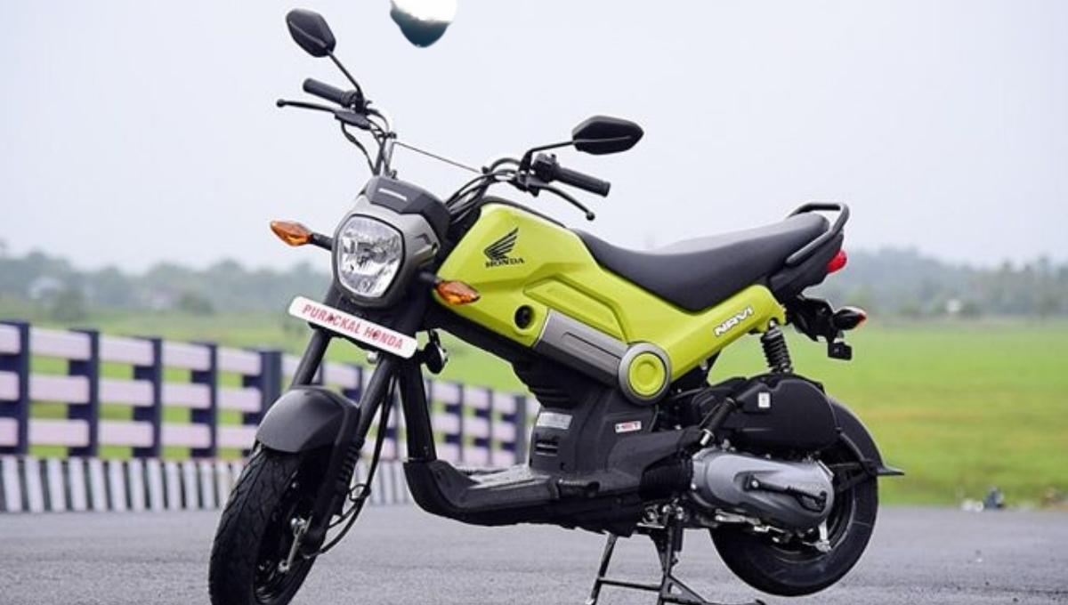 Honda Navi and Rajdoot Bobby GTS