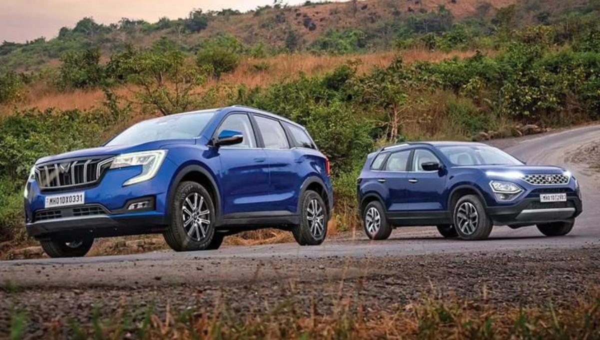 Tata Safari vs Mahindra XUV700
